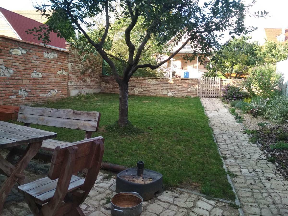 Ubytovani U Lomu Villa Mikulov Bagian luar foto